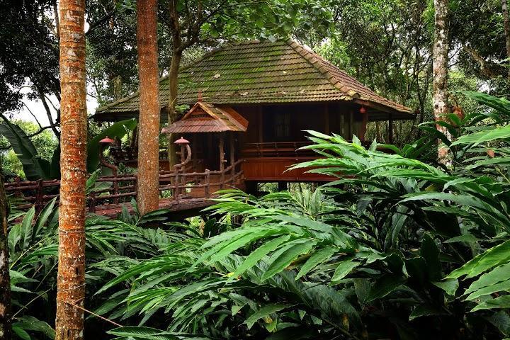 Kalppavanam Heritage Resort Thekkady Kültér fotó